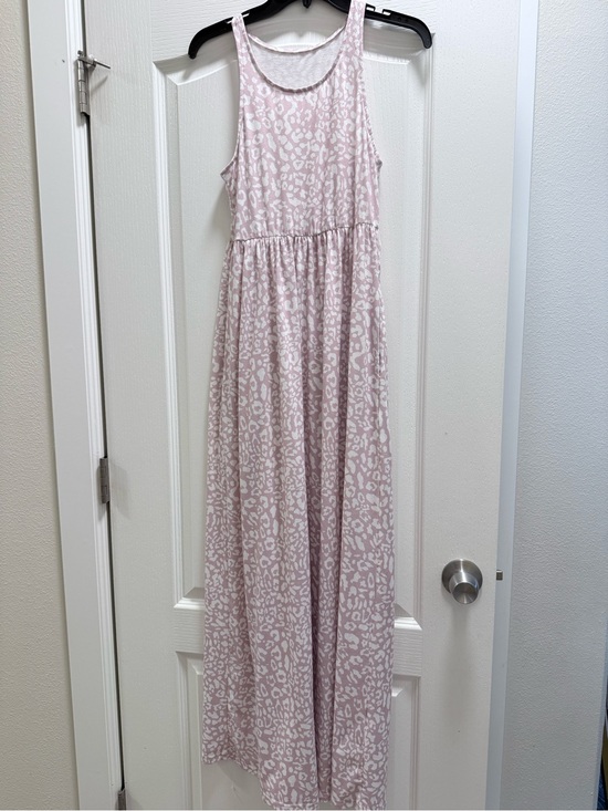 Source Unknown Dresses & Skirts - Pink and White Animal Print Sleeveless Maxi Dress
